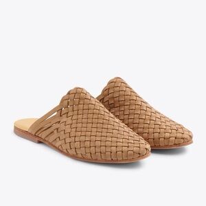 Nisolo Go-To Woven Slip On, Almond, size 7 EUC
